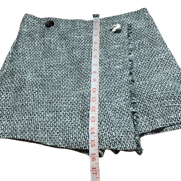 ZARA NWT Cotton Black / White Tweed Skort Silver Buttons Side Zipper US Sz M - Picture 8 of 13